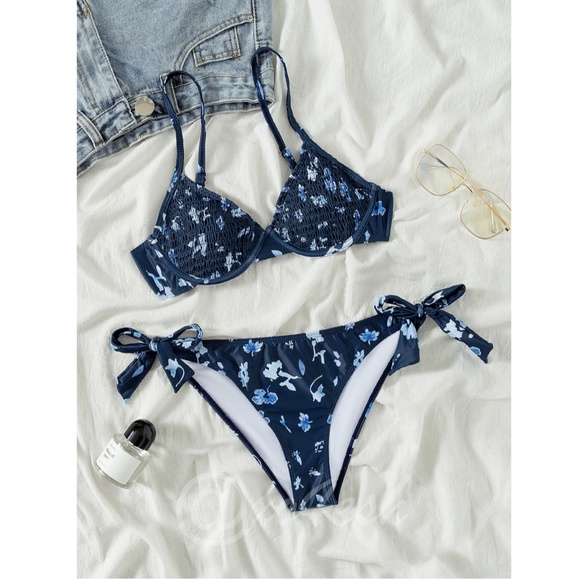2 Piece Bikini Swimsuit Floral Print Navy Blue - Picture 5 of 8